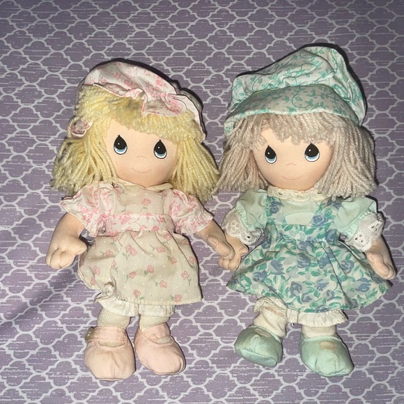 Vintage Precious Moments Twin Sisters Dolls Set